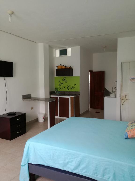 Francisco Habitaciones Manta Exterior photo